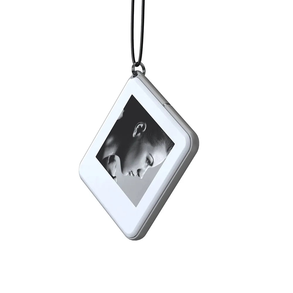 Personalized E-Ink Photo Keychain